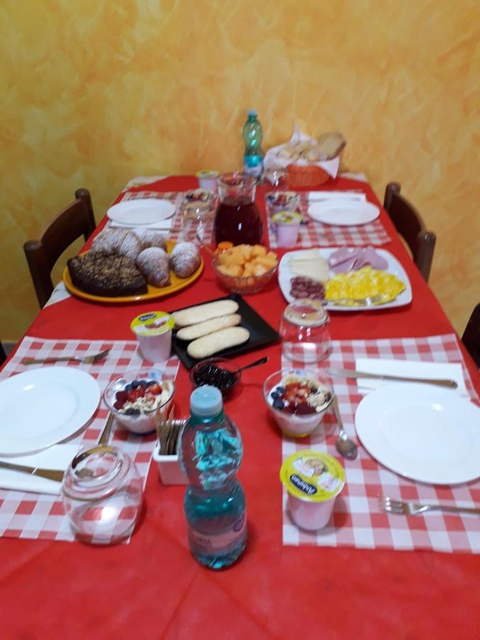 B&B Il Girasole Сант'Анна-Аррези Экстерьер фото