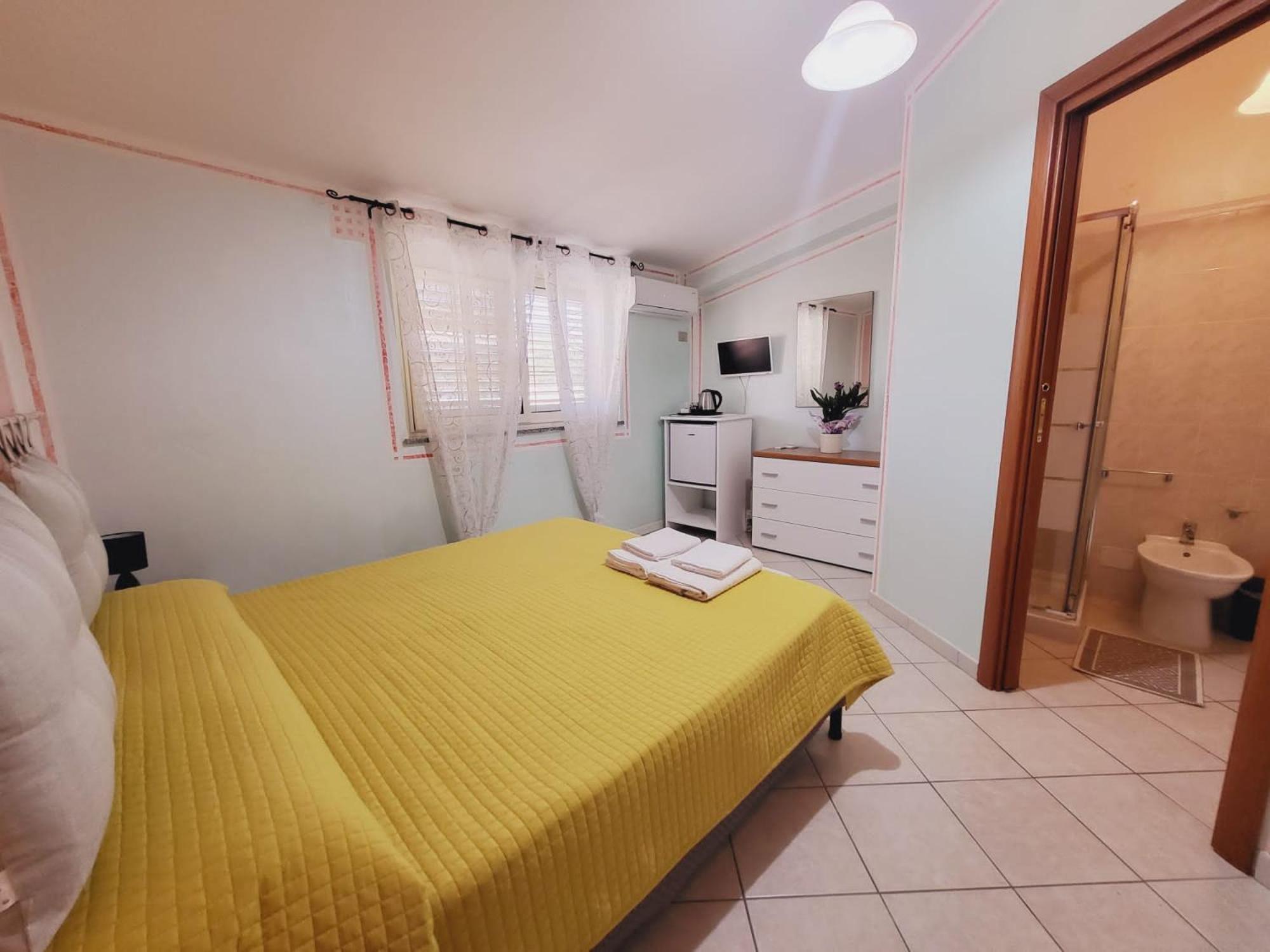 B&B Il Girasole Сант'Анна-Аррези Экстерьер фото